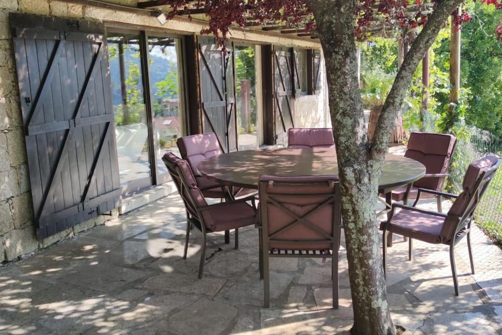 Pool House Au Coeur Du Geres A Rio Caldo Villa Kültér fotó