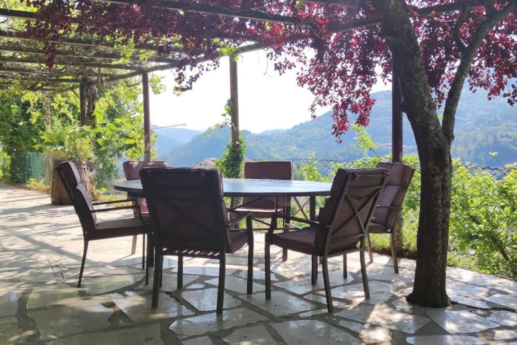 Pool House Au Coeur Du Geres A Rio Caldo Villa Kültér fotó